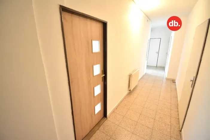 Pronájem bytu 1+1, Toužim, Farní, 40 m2
