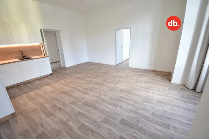 Pronájem bytu 3+kk, Karlovy Vary, Táborská, 80 m2