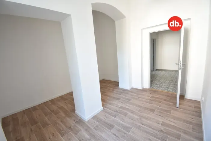 Pronájem bytu 3+kk, Karlovy Vary, Táborská, 80 m2