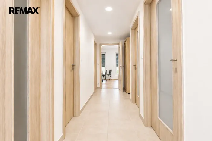Pronájem bytu 3+kk, Praha - Hloubětín, Poděbradská, 70 m2