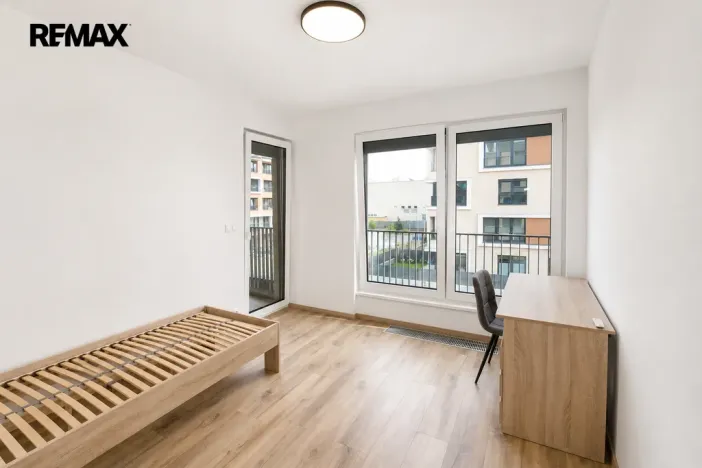 Pronájem bytu 3+kk, Praha - Hloubětín, Poděbradská, 70 m2