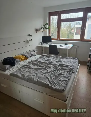 Pronájem bytu 2+kk, Praha - Zbraslav, Neumannova, 41 m2