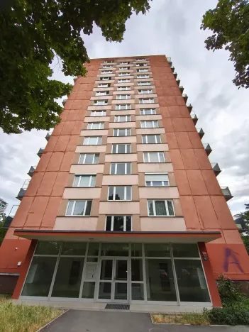 Pronájem bytu 3+1, Praha, Počernická, 72 m2