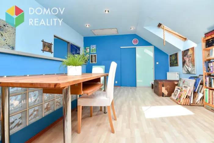 Prodej rodinného domu, Praha, Meziluží, 160 m2