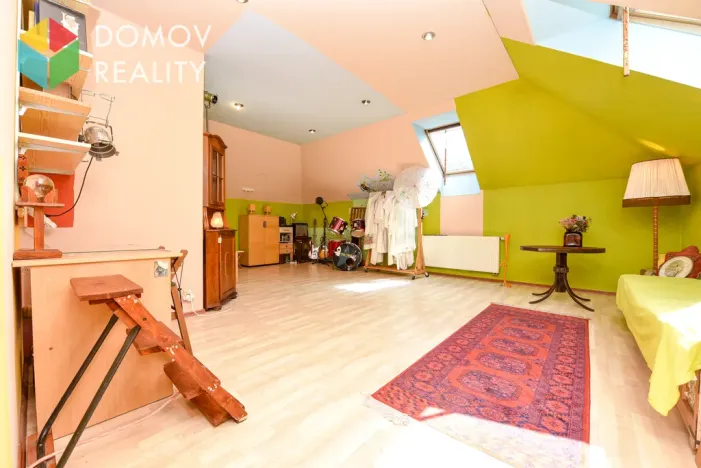 Prodej rodinného domu, Praha, Meziluží, 160 m2