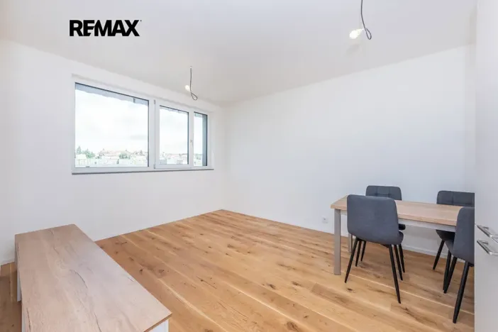 Prodej bytu 2+kk, Praha - Radlice, U Komína, 41 m2