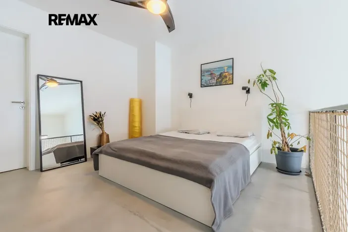 Prodej bytu 2+kk, Praha - Libeň, Novovysočanská, 45 m2