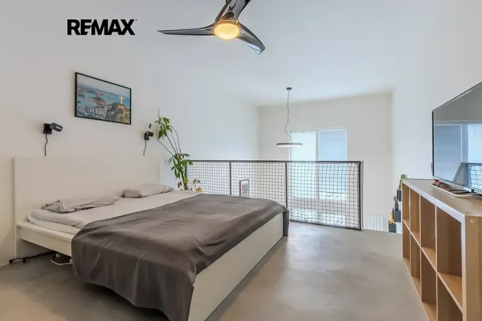 Prodej bytu 2+kk, Praha - Libeň, Novovysočanská, 45 m2