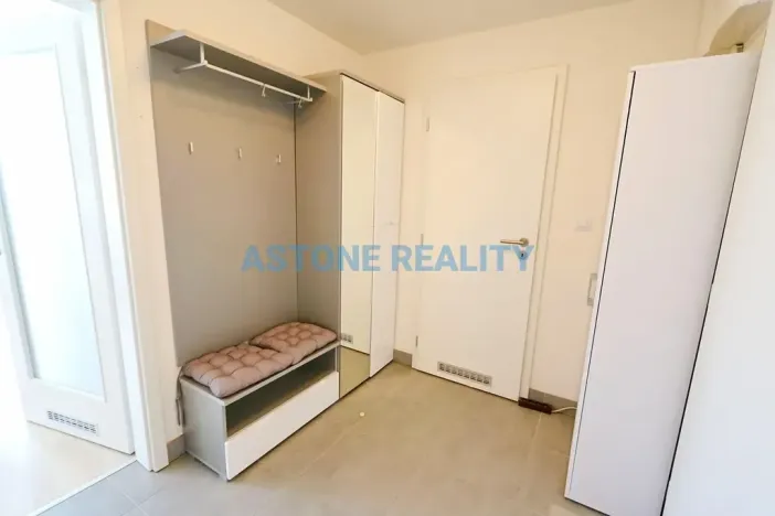 Pronájem bytu 2+kk, Praha - Letňany, Tupolevova, 52 m2