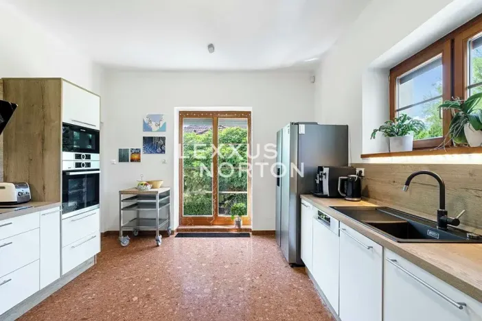 Prodej rodinného domu, Praha - Radotín, Sobětická, 252 m2