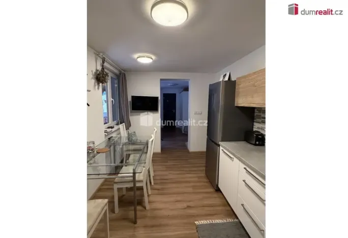 Prodej rodinného domu, Bánov, 128 m2