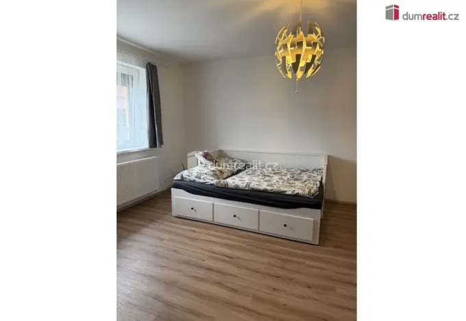 Prodej rodinného domu, Bánov, 128 m2