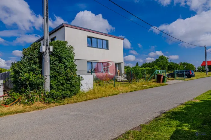 Prodej rodinného domu, Tísek, 208 m2