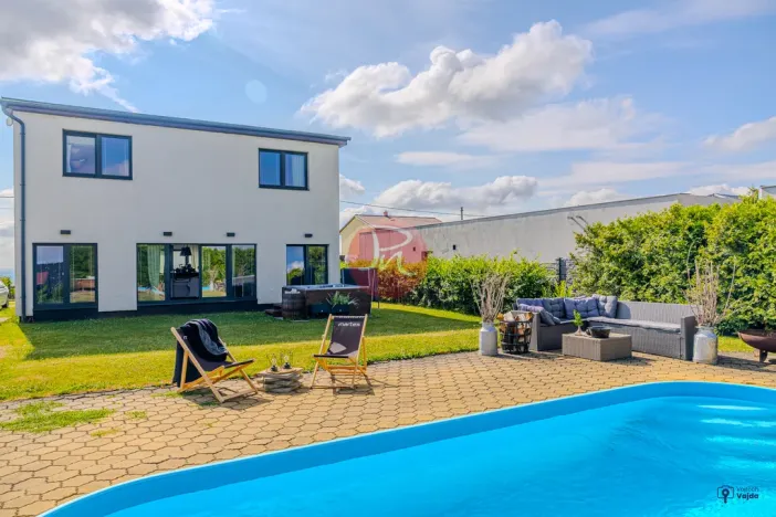Prodej rodinného domu, Tísek, 208 m2