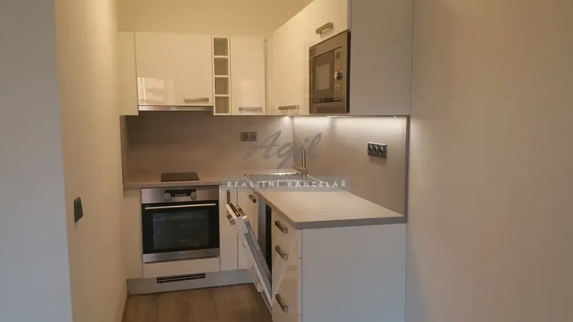 Pronájem bytu 2+kk, Brno, 46 m2