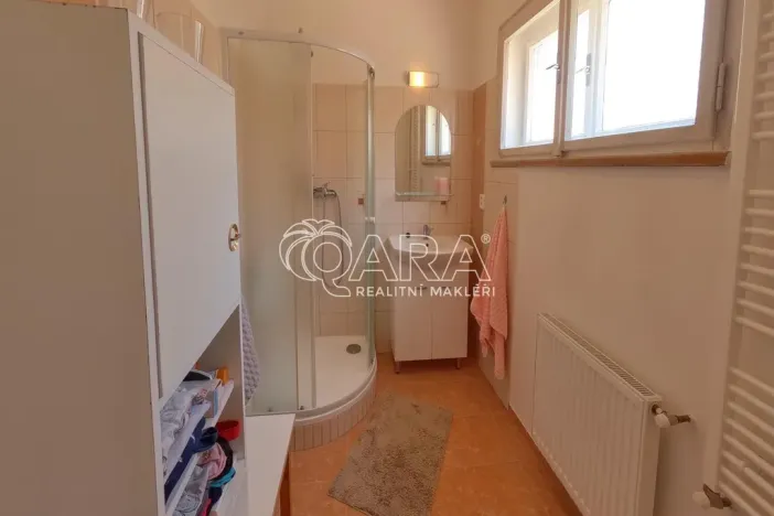 Prodej rodinného domu, Bzová, 165 m2