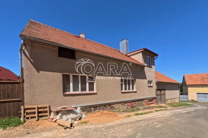 Prodej rodinného domu, Bzová, 165 m2