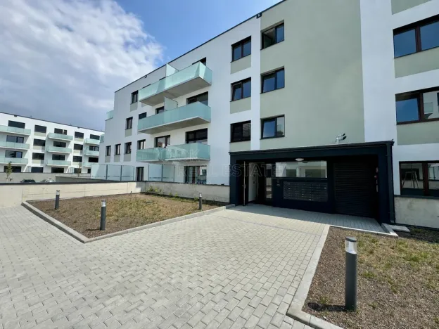 Pronájem bytu 2+kk, Olomouc, Třída Jiřího Pelikána, 45 m2
