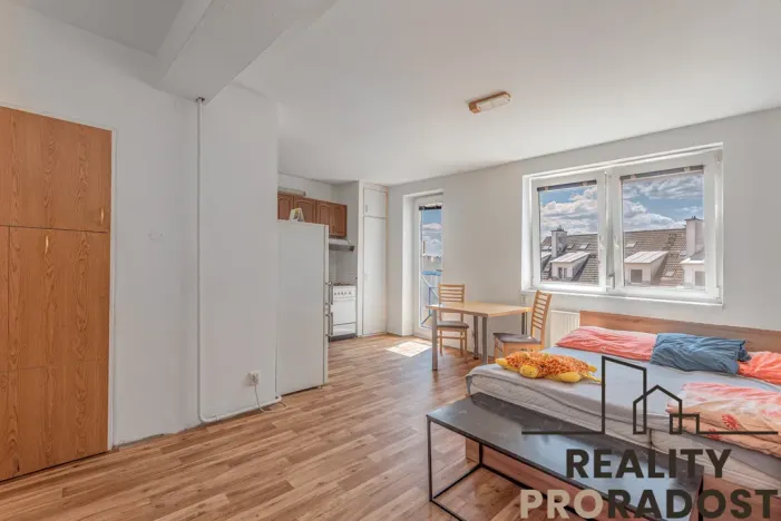 Prodej bytu 1+kk, Znojmo, U Lesíka, 33 m2
