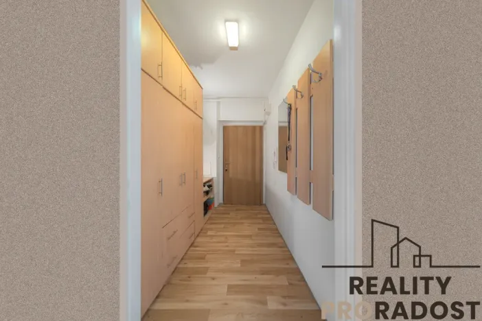 Prodej bytu 1+kk, Znojmo, U Lesíka, 33 m2