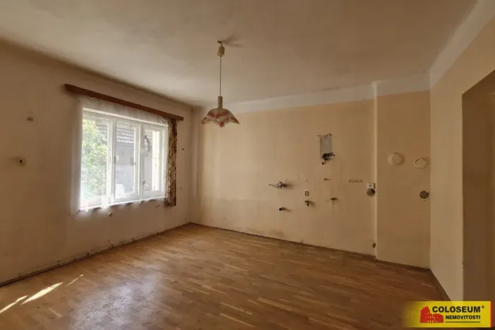 Prodej rodinného domu, Šlapanice, 406 m2