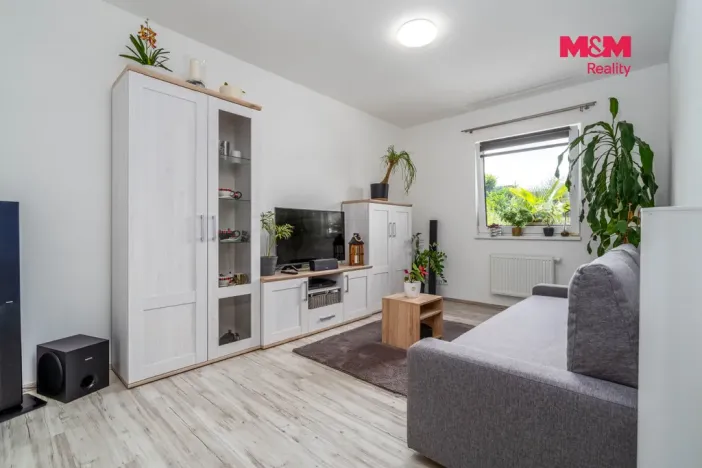 Prodej rodinného domu, Vodochody - Hoštice, Na Kopečku, 90 m2