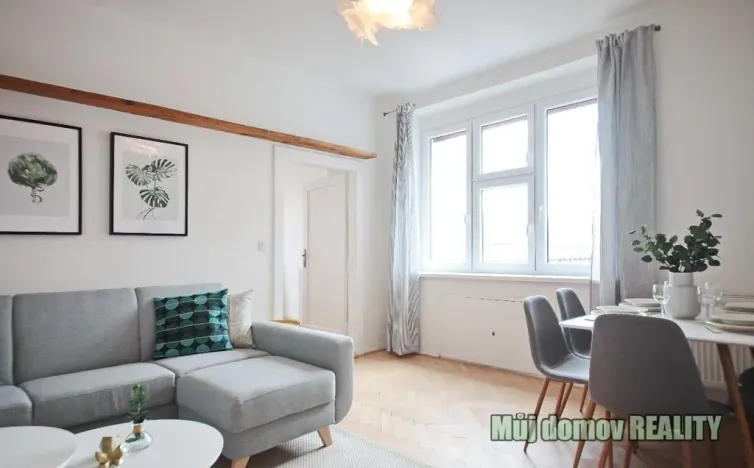 Pronájem bytu 2+1, Praha - Holešovice, Dělnická, 49 m2