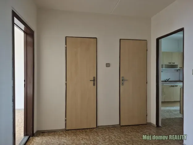 Pronájem bytu 3+1, Praha - Řepy, Na chobotě, 75 m2