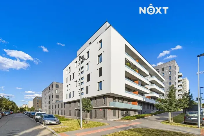 Pronájem bytu 2+kk, Praha - Hlubočepy, Benešova, 53 m2