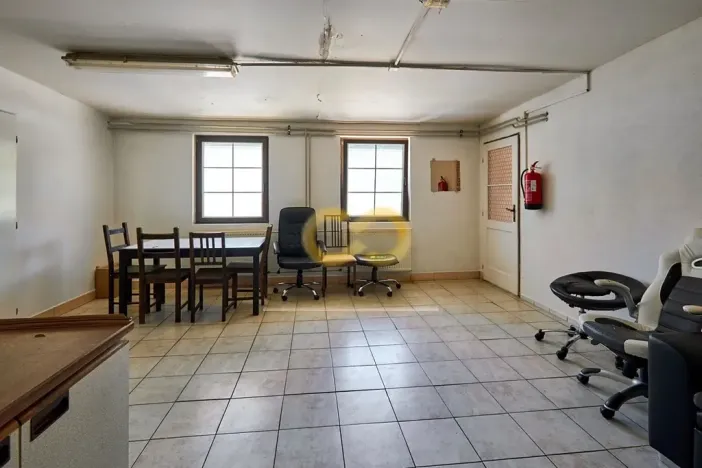 Prodej výrobních prostor, Háje, 6412 m2