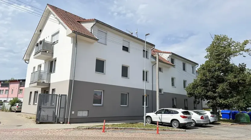 Prodej bytu 3+kk, Břežany II, 60 m2