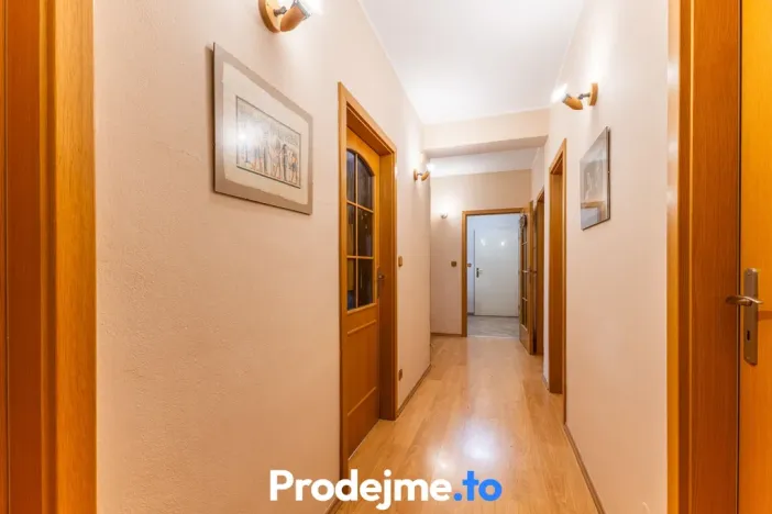 Prodej bytu 4+kk, Znojmo, Pražská, 110 m2