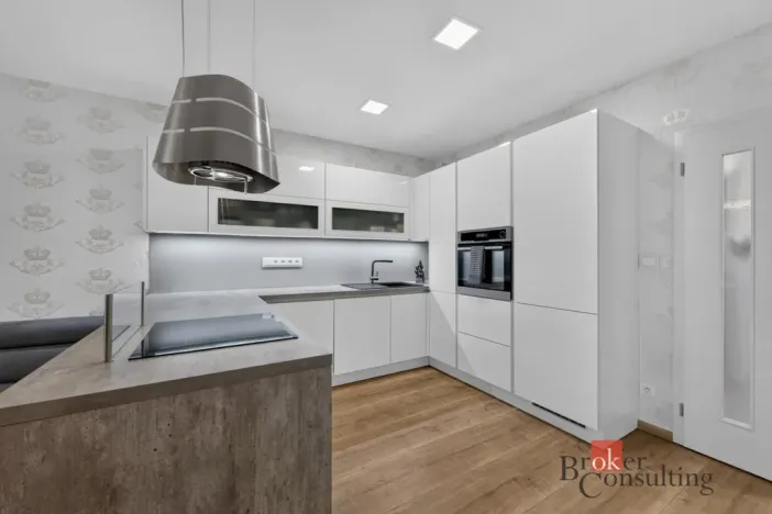 Pronájem bytu 2+kk, Praha - Modřany, Rorýsová, 66 m2
