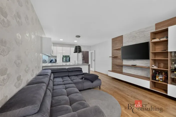 Pronájem bytu 2+kk, Praha - Modřany, Rorýsová, 66 m2