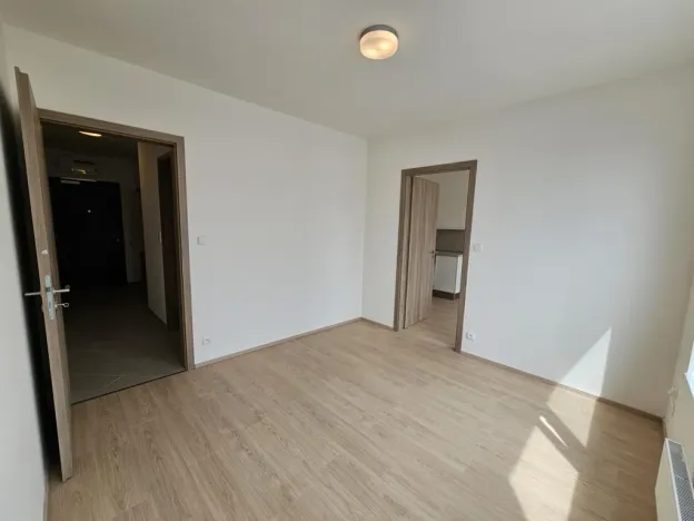 Pronájem bytu 2+kk, Praha - Vysočany, Pod Harfou, 36 m2