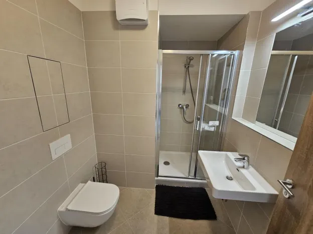 Pronájem bytu 2+kk, Praha - Vysočany, Pod Harfou, 36 m2