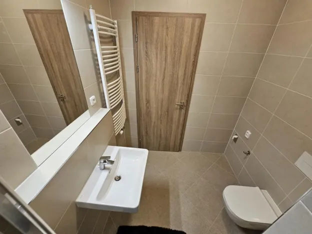 Pronájem bytu 2+kk, Praha - Vysočany, Pod Harfou, 36 m2