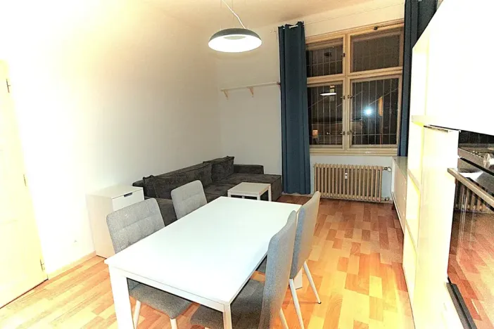 Prodej bytu 2+kk, Praha - Holešovice, Veverkova, 50 m2
