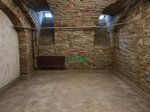 Prodej rodinného domu, Žatec, náměstí Kruhové, 497 m2