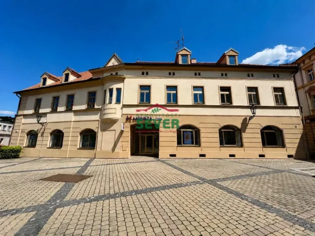 Prodej rodinného domu, Žatec, náměstí Kruhové, 497 m2