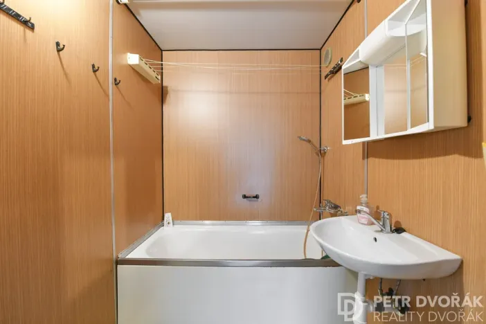 Prodej bytu 3+1, Praha - Modřany, Vazovova, 62 m2