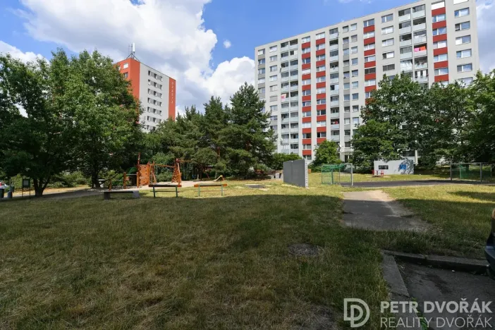 Prodej bytu 3+1, Praha - Modřany, Vazovova, 62 m2