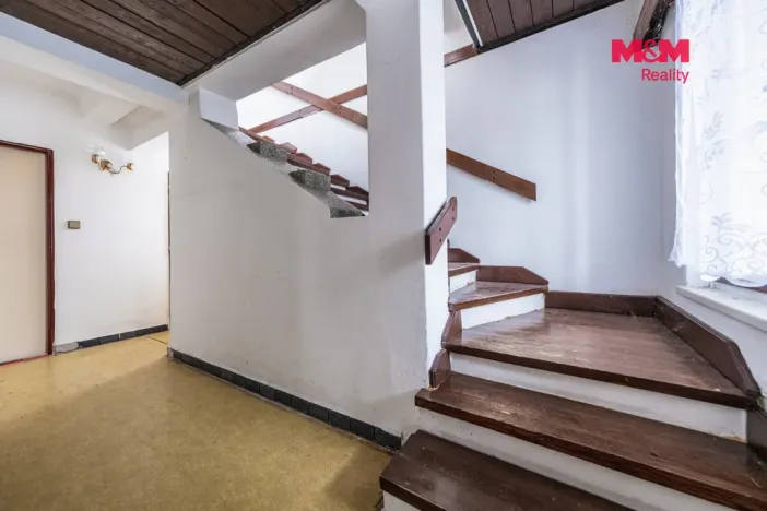 Pronájem rodinného domu, Praha - Horní Počernice, Běluňská, 180 m2