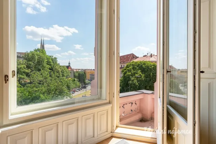 Pronájem bytu 3+kk, Praha - Nové Město, Na Moráni, 94 m2