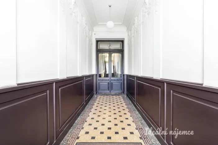 Pronájem bytu 3+kk, Praha - Nové Město, Na Moráni, 94 m2