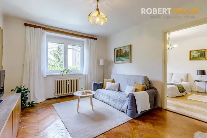 Prodej bytu 2+1, Praha - Bubeneč, Ve struhách, 48 m2