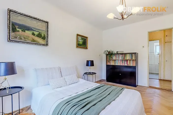 Prodej bytu 2+1, Praha - Bubeneč, Ve struhách, 48 m2