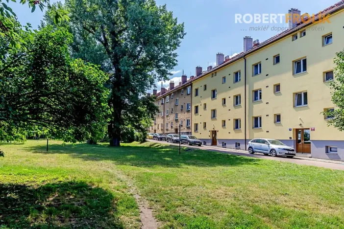 Prodej bytu 2+1, Praha - Bubeneč, Ve struhách, 48 m2
