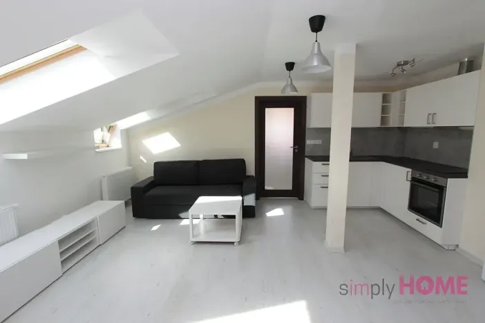 Pronájem bytu 2+kk, Praha - Žižkov, Cimburkova, 46 m2