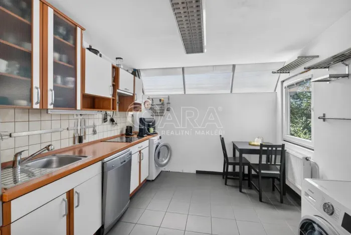 Prodej výrobních prostor, Brno - Medlánky, Turistická, 585 m2